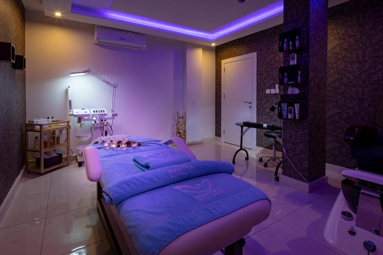 Diamond Hotel Рияд Екстериор снимка