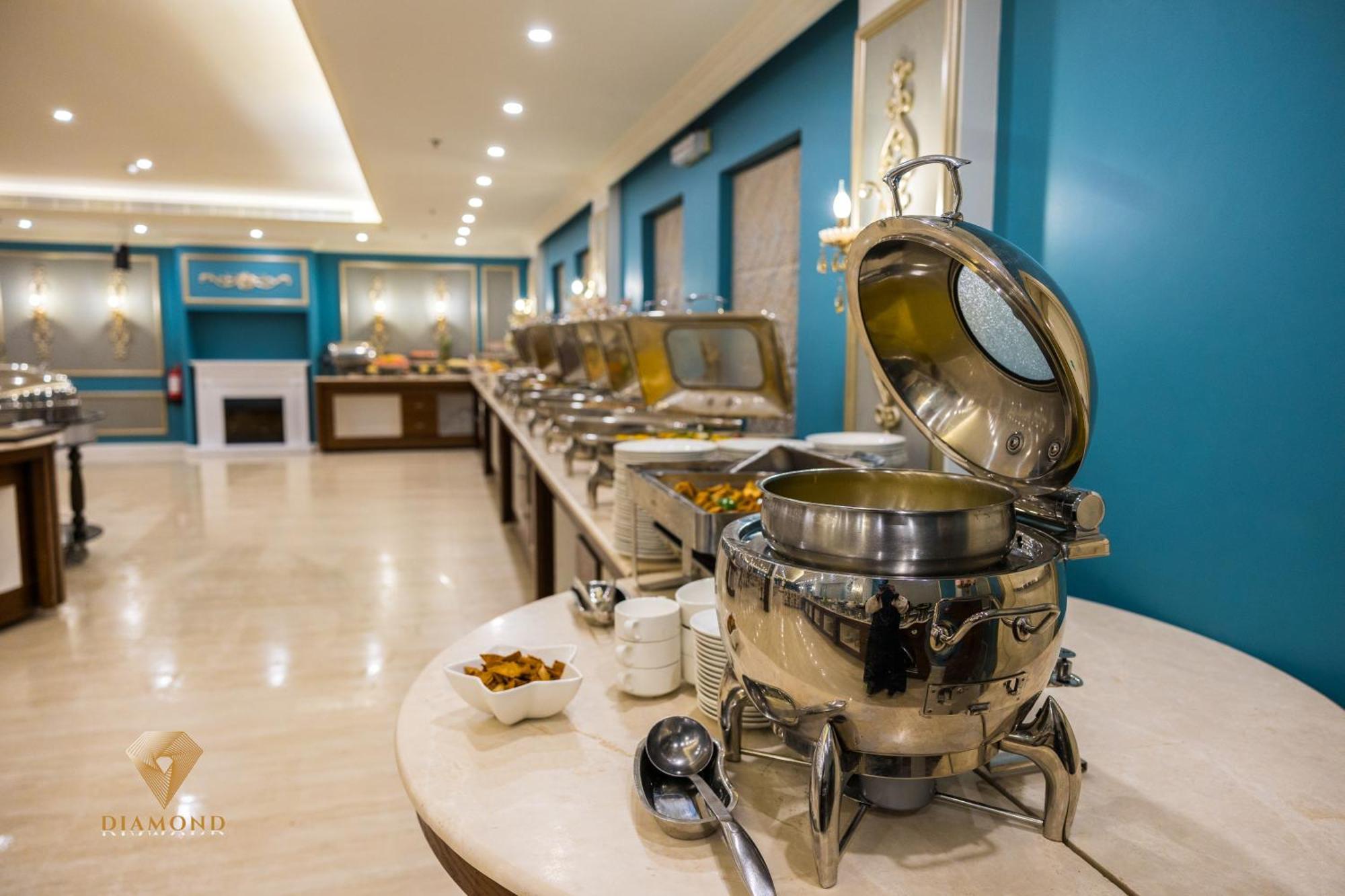 Diamond Hotel Рияд Екстериор снимка